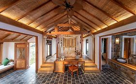 Hang Mua Ecolodge
